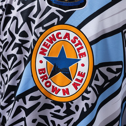 Newcastle United Jersey 1995-96 Goalkeeper Retro Football Kit Long Sleeves