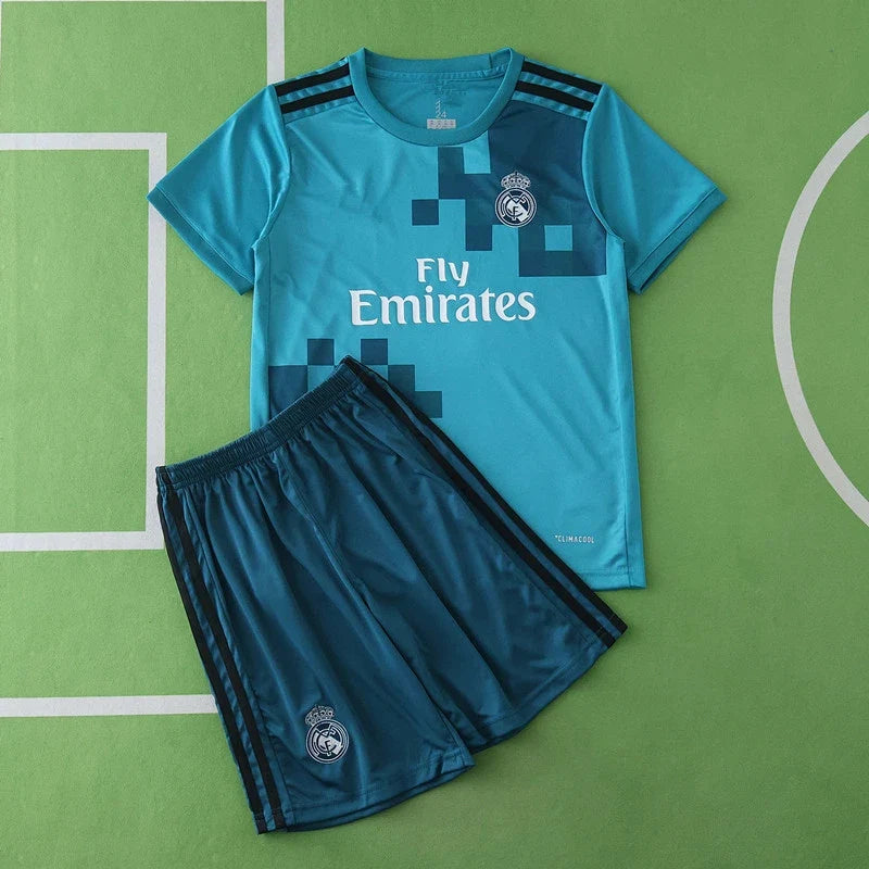 RM CF Third Retro Kids Kit 17/18 Season