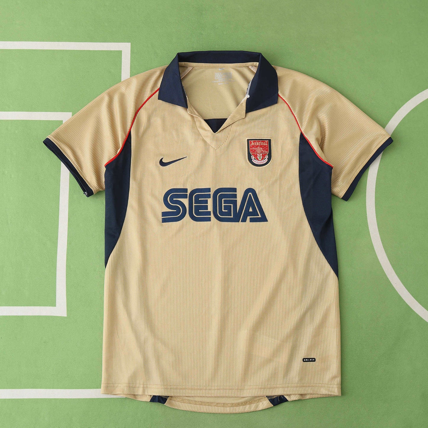 Arsenal F.C. Away Retro Fan Version 01/02 Season Jersey