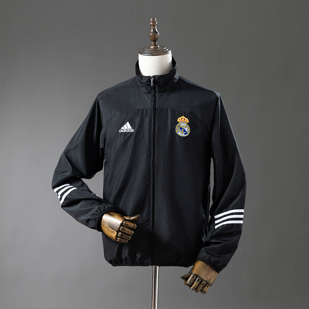Real Madrid Windbreaker 2025/26 Black Football Kit