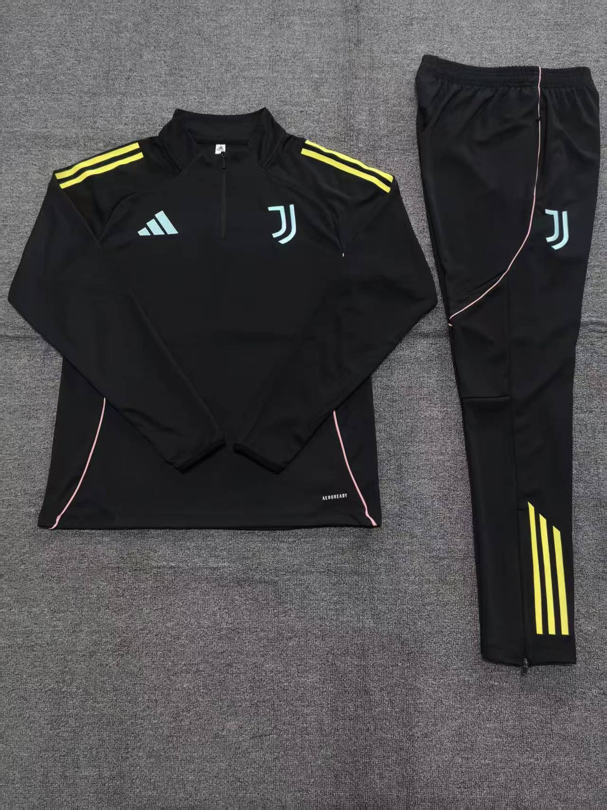 Kids Juventus Training Tracksuits 25/26 Football Kit Soccer Jersey