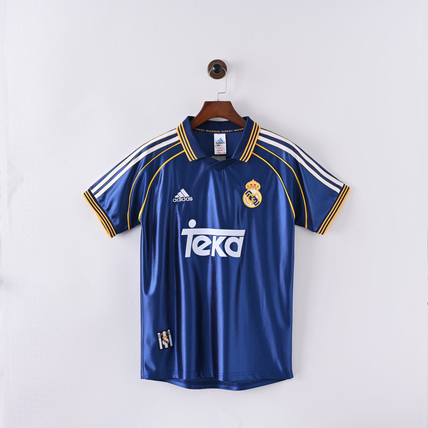 Retro Real Madrid Jersey 1998-99 Third Football Kit Soccer Jersey