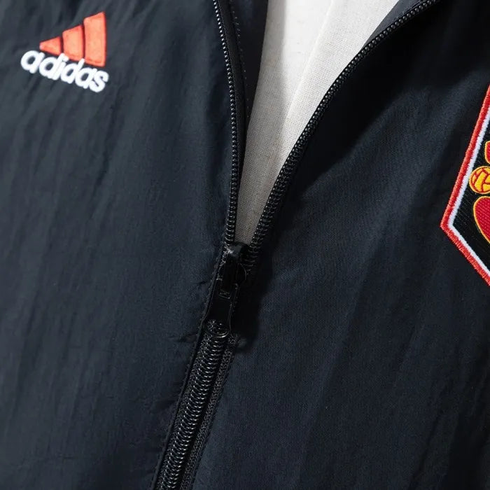Manchester United Windbreaker 2025/26 Reversible Football Kit