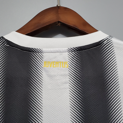 Juventus Retro Jersey 2011/12 Home Football Jersey Soccer Shirt