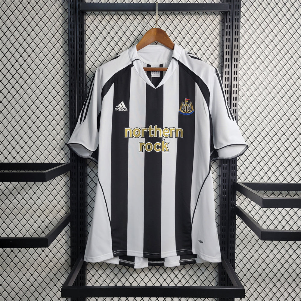 Retro Newcastle United Jersey 2005-07 Home Football Kit Soccer Shirt