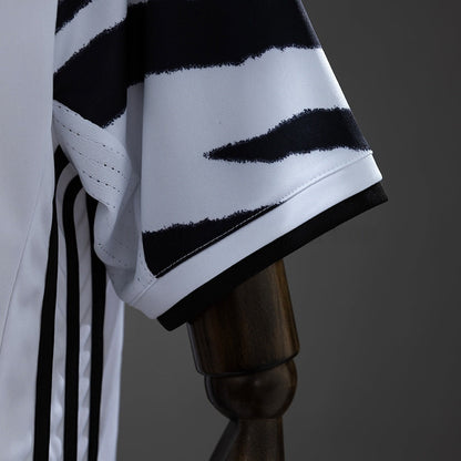 Retro Juventus Third Jersey 2016-2017 Football Kit Soccer Shirt