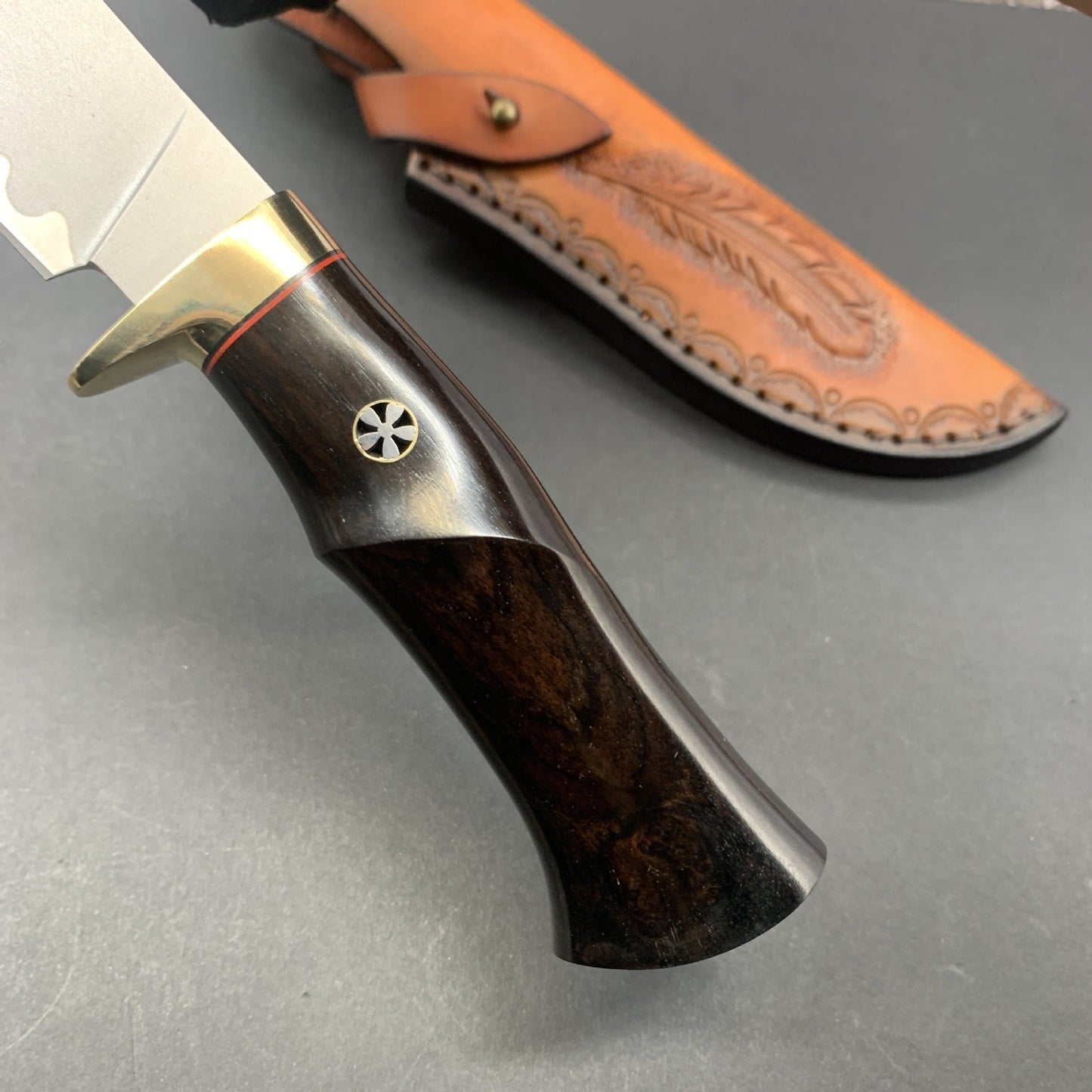 Damascus EDC Knife – Hand Forged SKD-11 Steel Purple Heartwood Leather Sheath Survival
