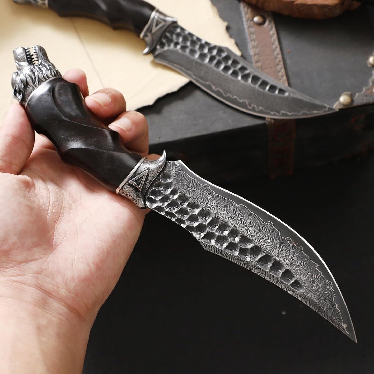 Damascus Fixed Blade Knife – Nightbane Howler Steel Hunting with 67-Layer VG-10 Core