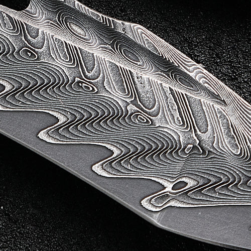 Damascus Folding Knife – Obsidian Edge Steel with VG10 & Stabilized Wood
