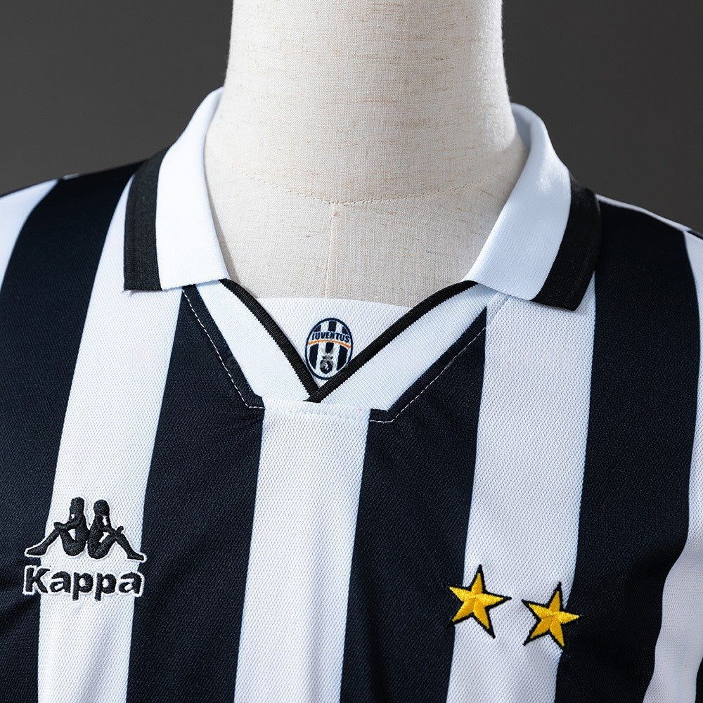 Juventus Jersey 1994-95 Home Retro Football Kit