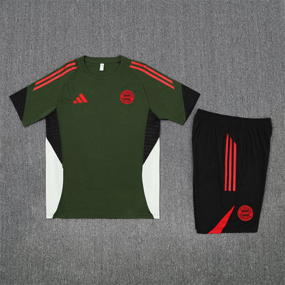 Bayern Munich Training Tracksuits 25/26 Football Kit Soccer Jersey