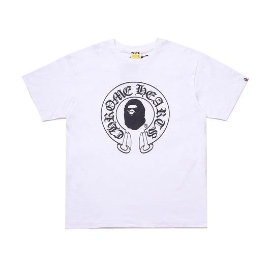 D031 Gothic Circle Graphic T-Shirt - White