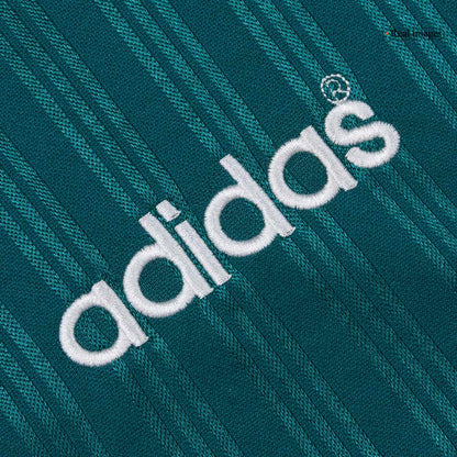 Retro 1995/96 Mens Liverpool Away Jersey