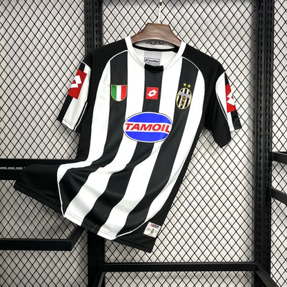 Retro Juventus Home Kit 2002/03 Football Jersey