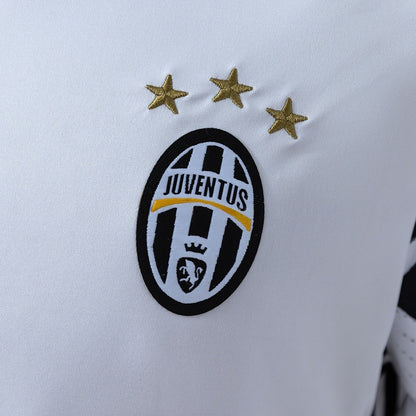 Retro Juventus Third Jersey 2016-2017 Football Kit Soccer Shirt