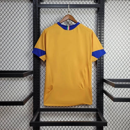 Retro Juventus Jersey Third Kit 2005/06 Football Soccer Shirt