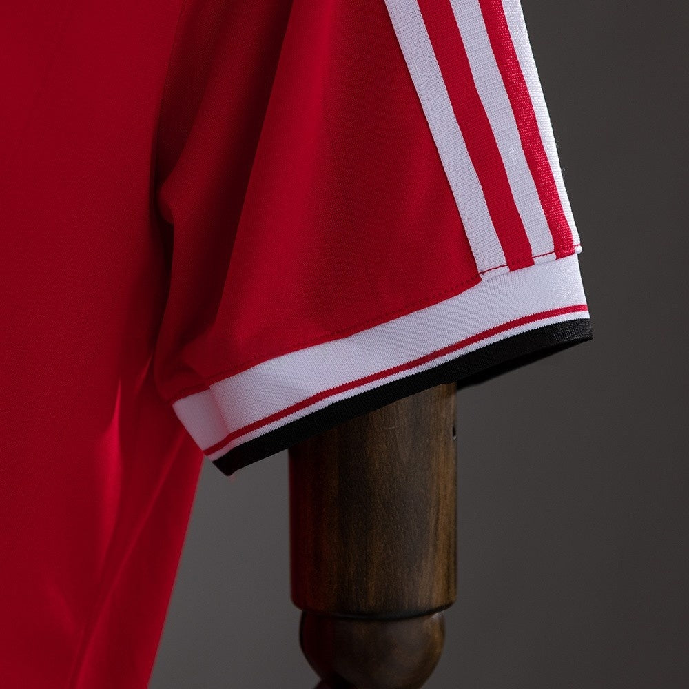Manchester United Jersey1983-84 Home Retro Football Kit