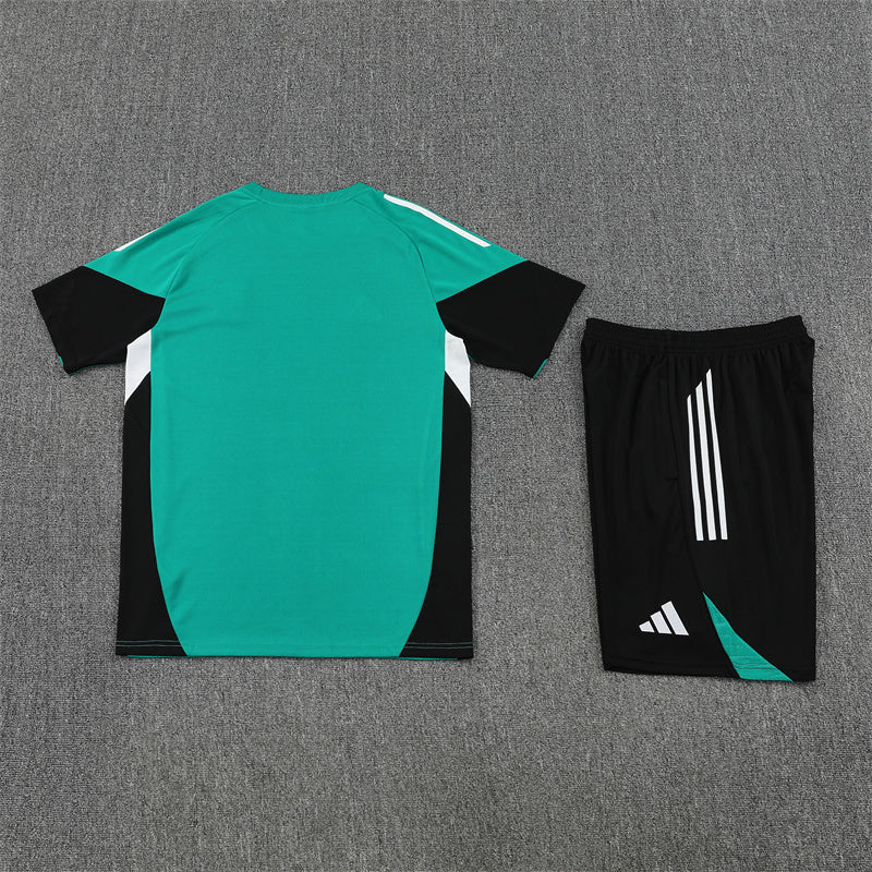 Liverpool Training Tracksuits 25/26 Football Kit Soccer Jersey