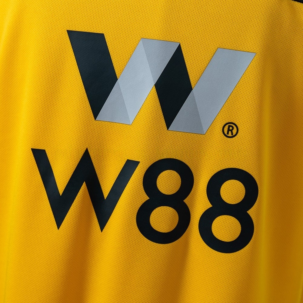 Wolves Jersey 2018-19 Home Retro Football Kit