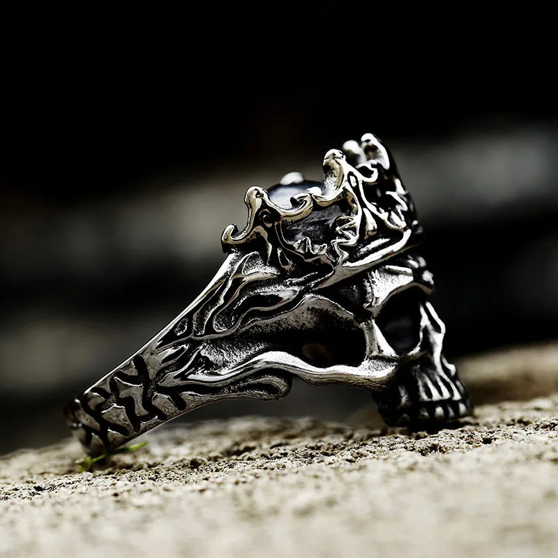 Gothic Skull Ring – Crown King Biker Punk Dark Statement for Alternative Styling