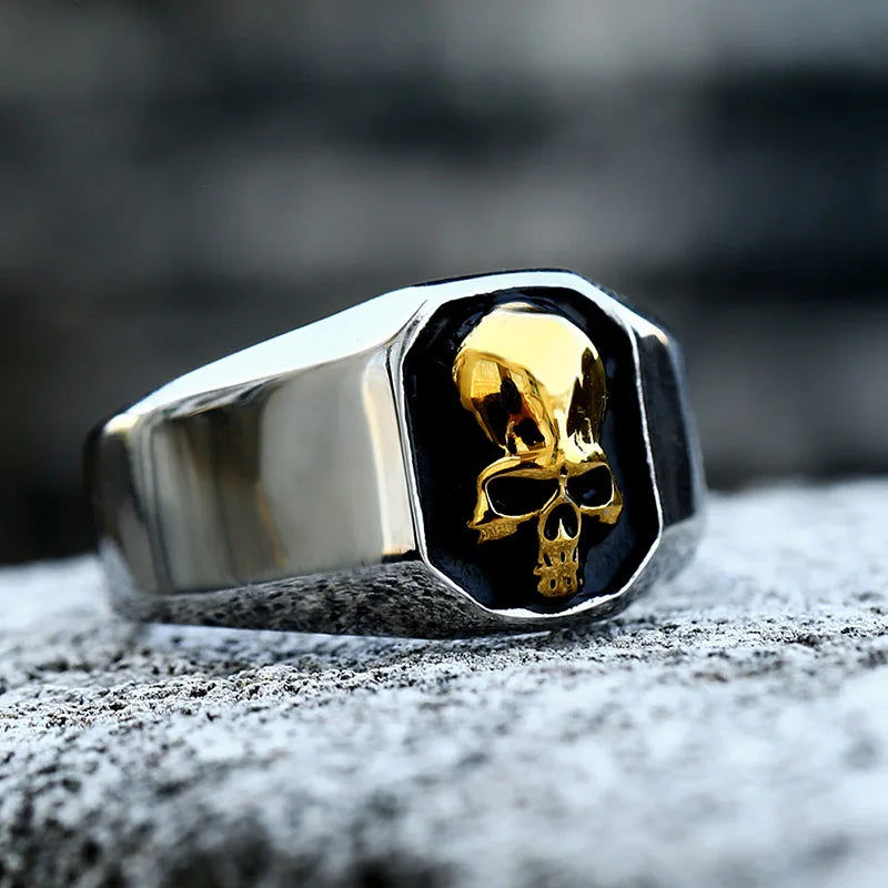 Gothic Skull Ring – Emblem Biker Punk Rock Gold Silver Statement