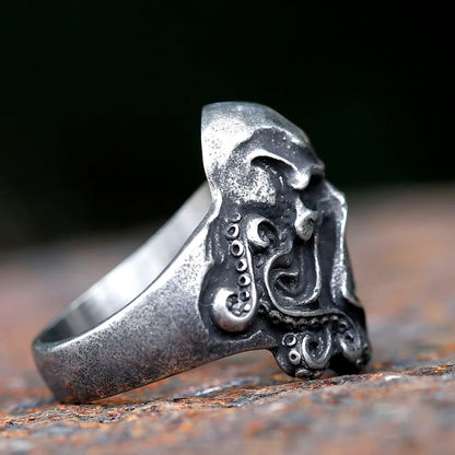 Gothic Skull Ring – Octopus Tentacle Punk Dark Nautical Statement