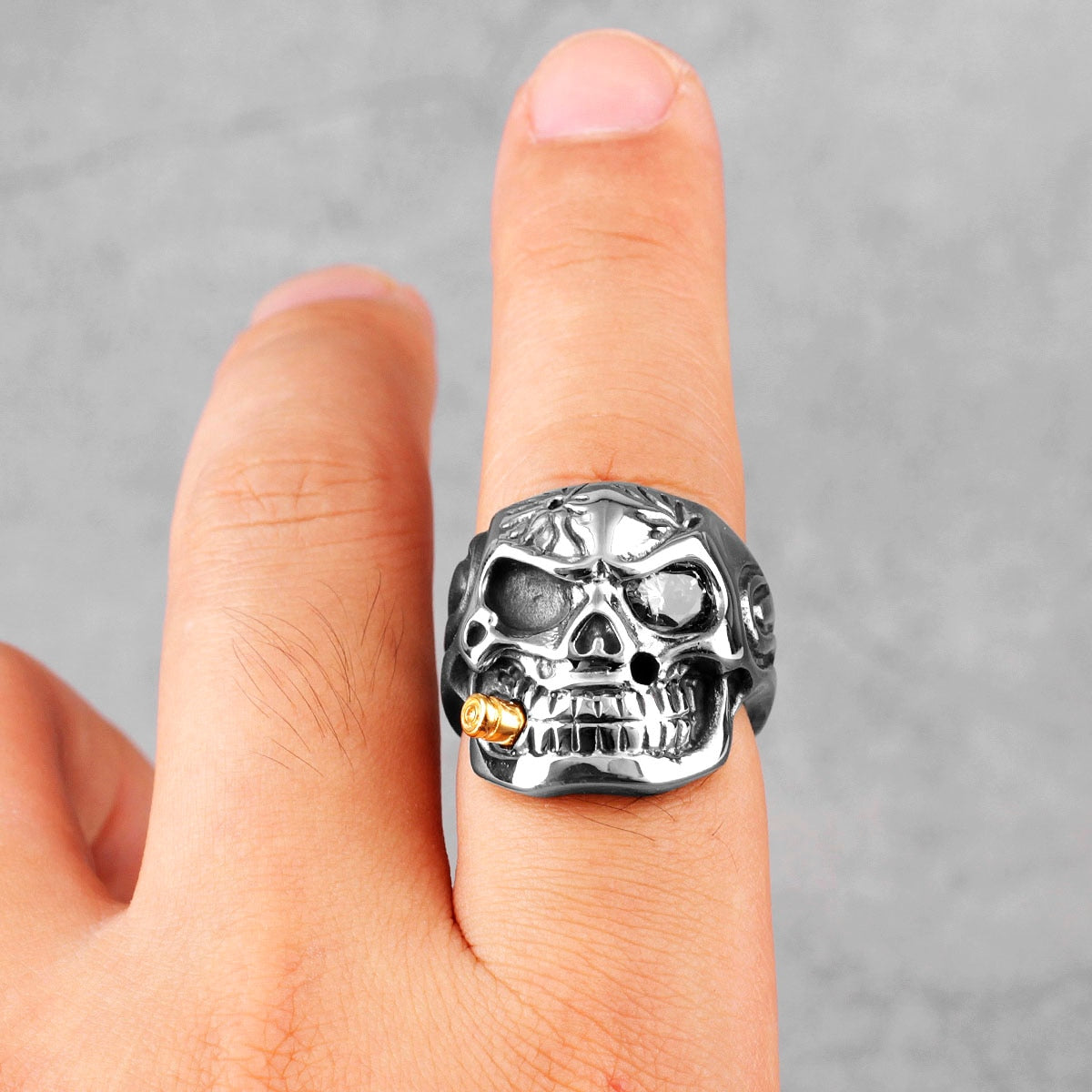 Gothic Skull Ring – Smoking Soldier Punk Biker Hip Hop Statement