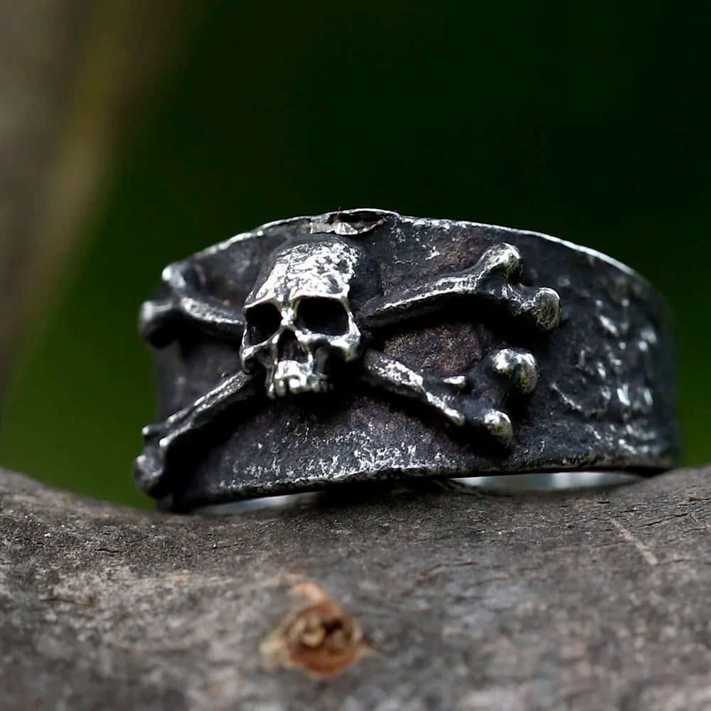 Gothic Skull Ring – Viking with Toxic Poison Punk Biker Statement