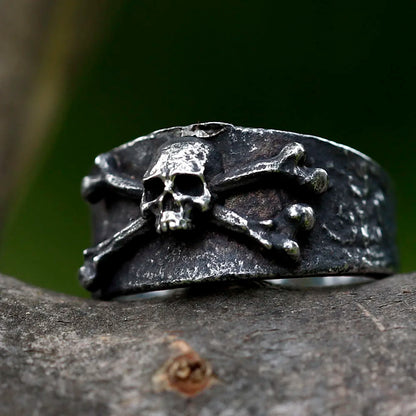 Gothic Skull Ring – Viking with Toxic Poison Punk Biker Statement