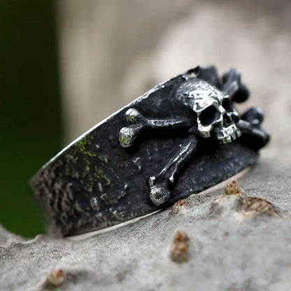 Gothic Skull Ring – Viking with Toxic Poison Punk Biker Statement