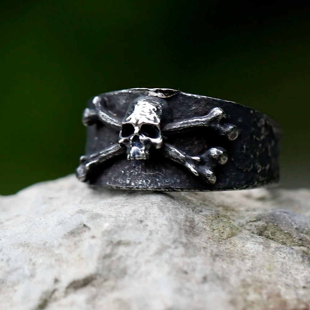 Gothic Skull Ring – Viking with Toxic Poison Punk Biker Statement