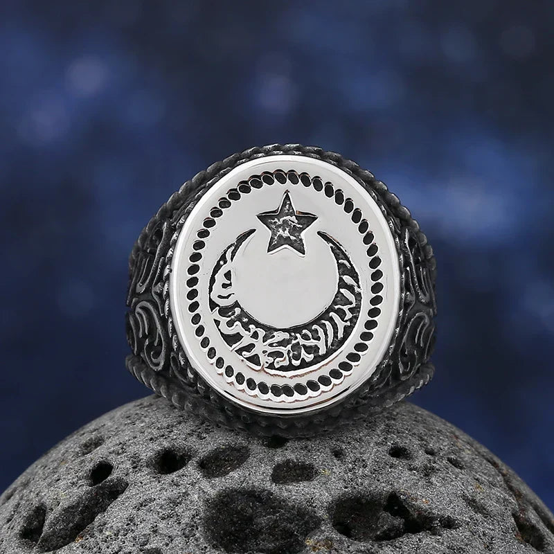 Gothic Statement Ring – Moon with Nightfall Eclipse Star Punk Celestial