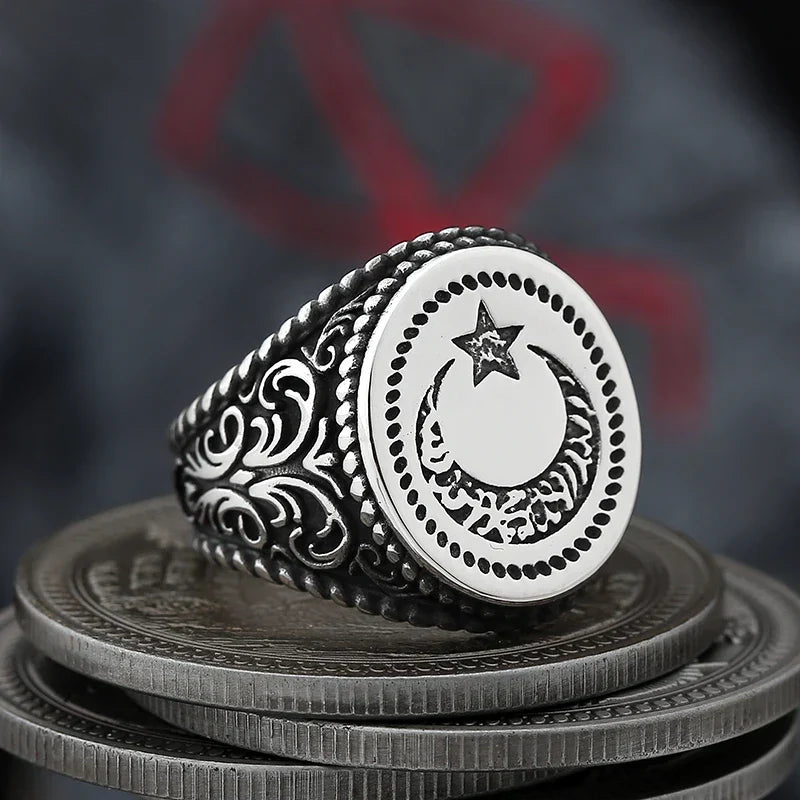 Gothic Statement Ring – Moon with Nightfall Eclipse Star Punk Celestial
