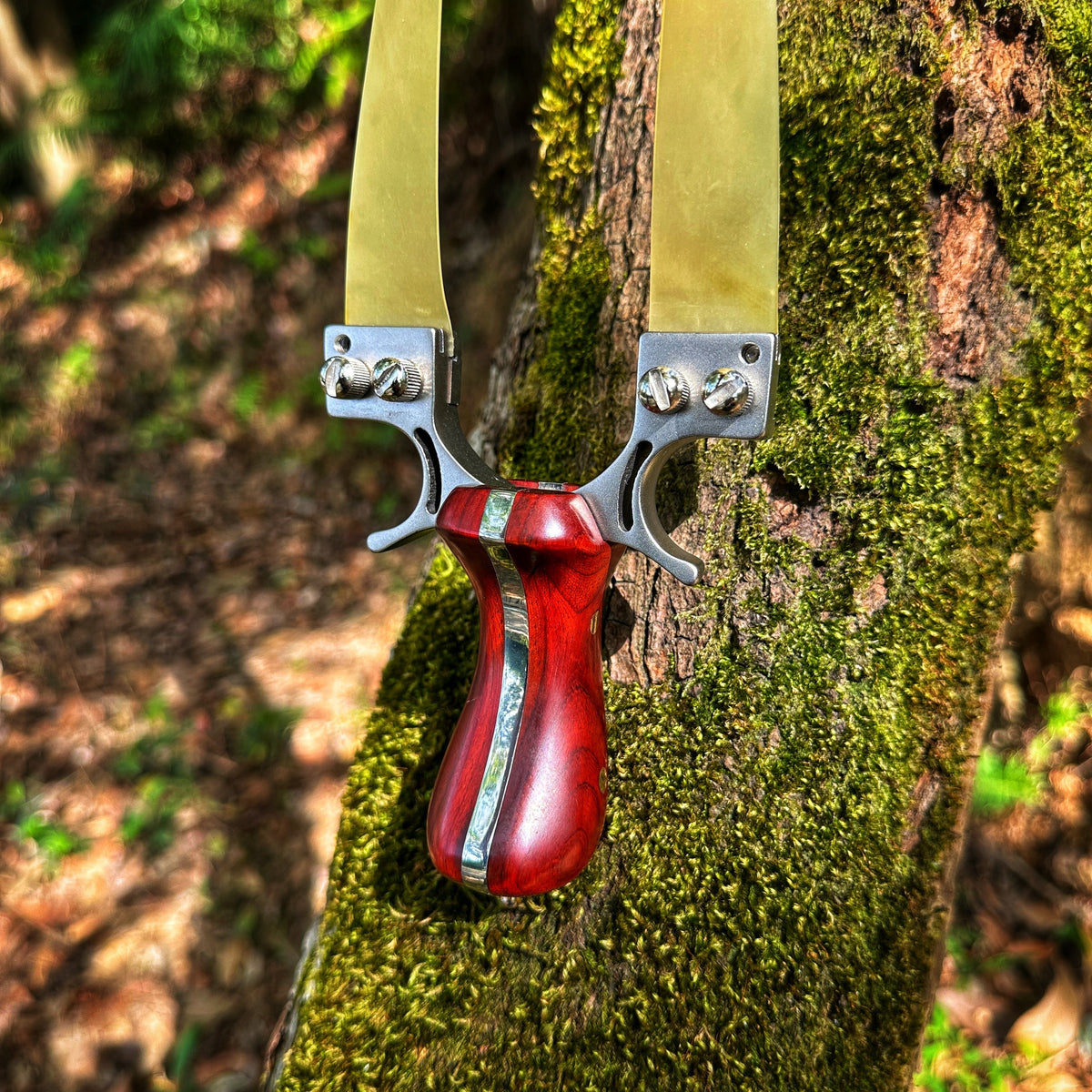 Hunting Slingshot – Stainless Steel Wood Handle with Laser & Level Fiber Optic Sight
