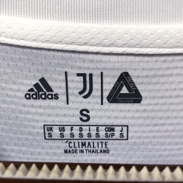 Juventus Home Kit 20/21 Retro Football Jersey