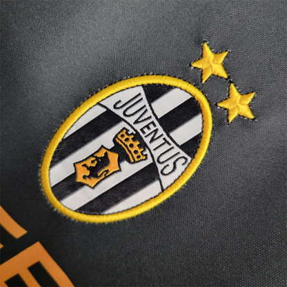 Juventus Jersey Away kit 01-02 Retro