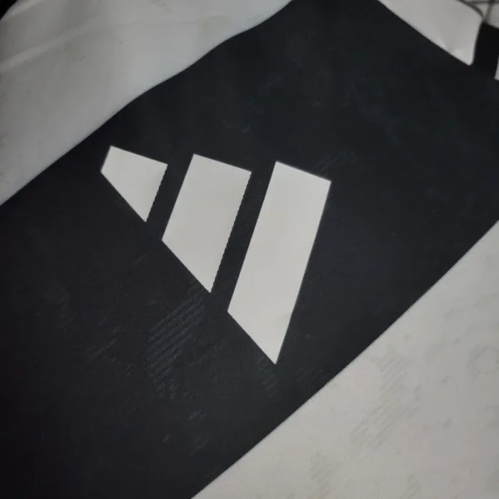 Player Juventus Home Jersey 24/25 Football Kit