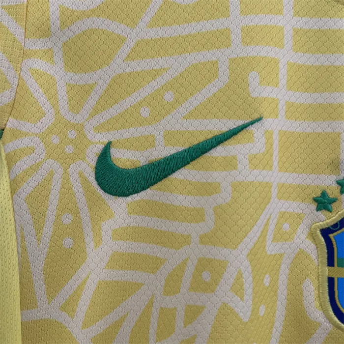 Kids Brazil Home Kit 24/25 Copa America 2024 Football Jersey