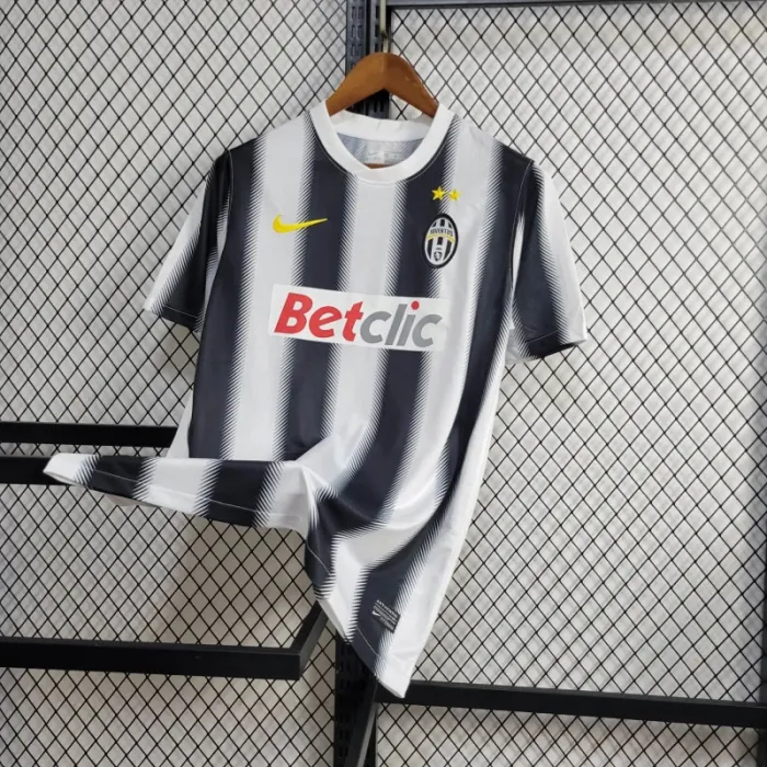 Retro-Juventus-Home-Kit-11/12-Football-Jersey
