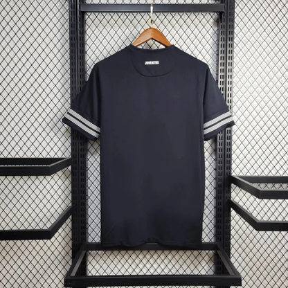 Retro-Juventus-Away-Kit-12/13-Football-Jersey