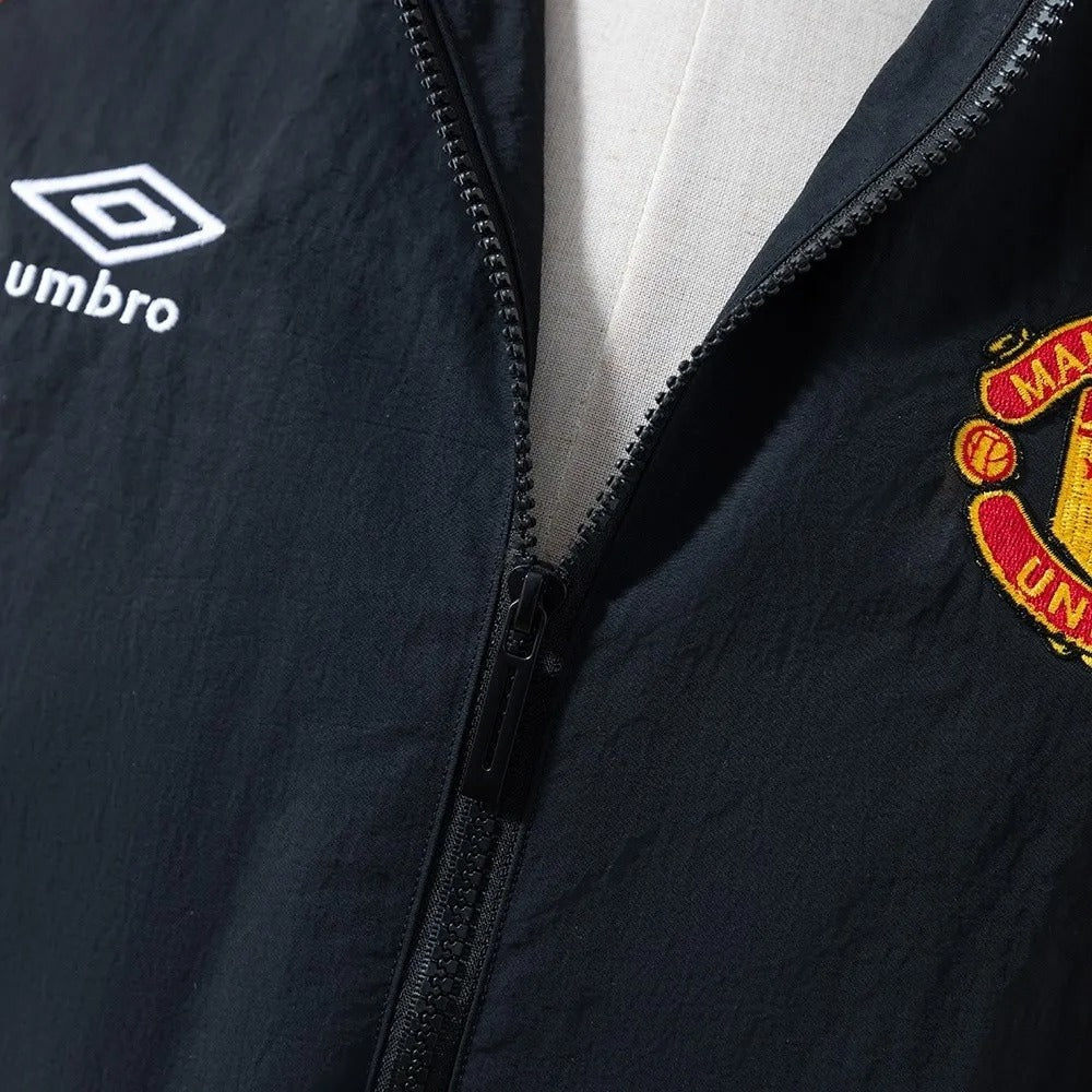 Manchester United Windbreaker 2025/26 Black Red Football Kit