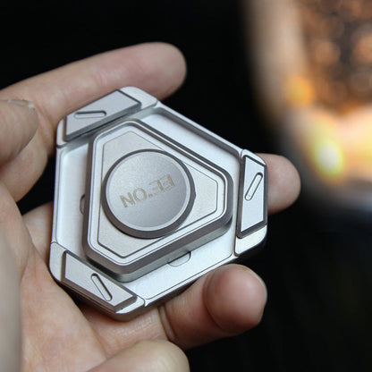 Magnetic Fidget Spinner – Gyro Heart Interactive Metal with R188 Bearings