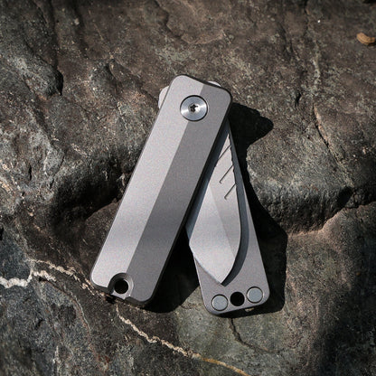 Magnetic Fidget Toy – TiSpin Blade Titanium Utility Knife with D2 Steel EDC Multi-Tool