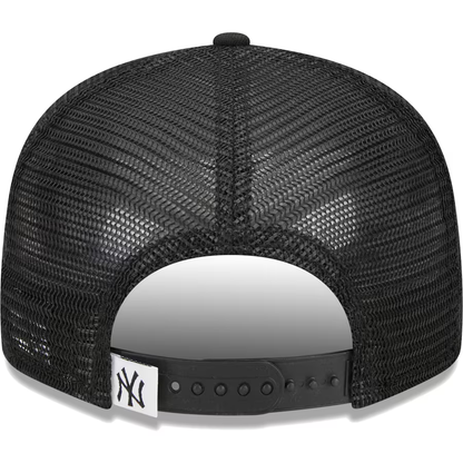New Era New York Yankees 9FIFTYTrucker Snapback Hat-Black/White
