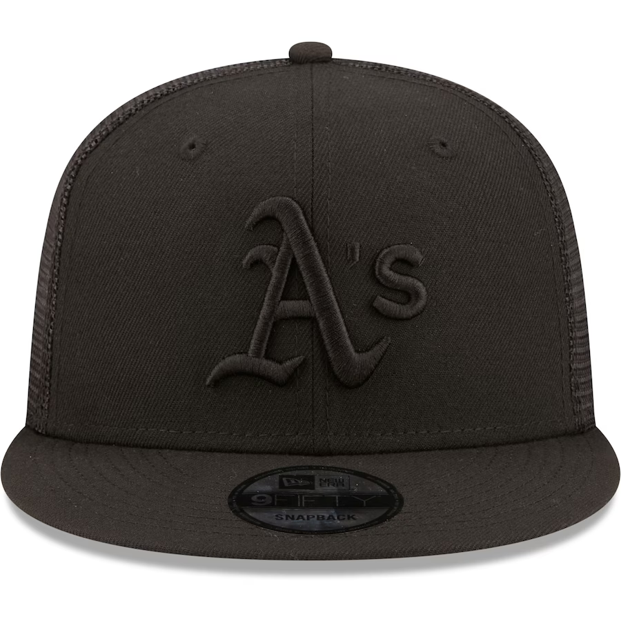 New Era Oakland Athletics Blackout 9FIFTY Trucker Snapback Hat