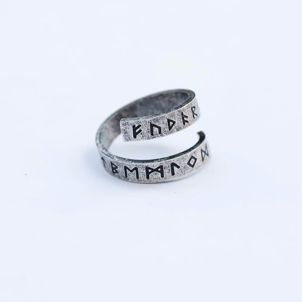 Metal Fidget Spinner – Statement Ring with Gothic Viking Rune Rotating Punk Retro