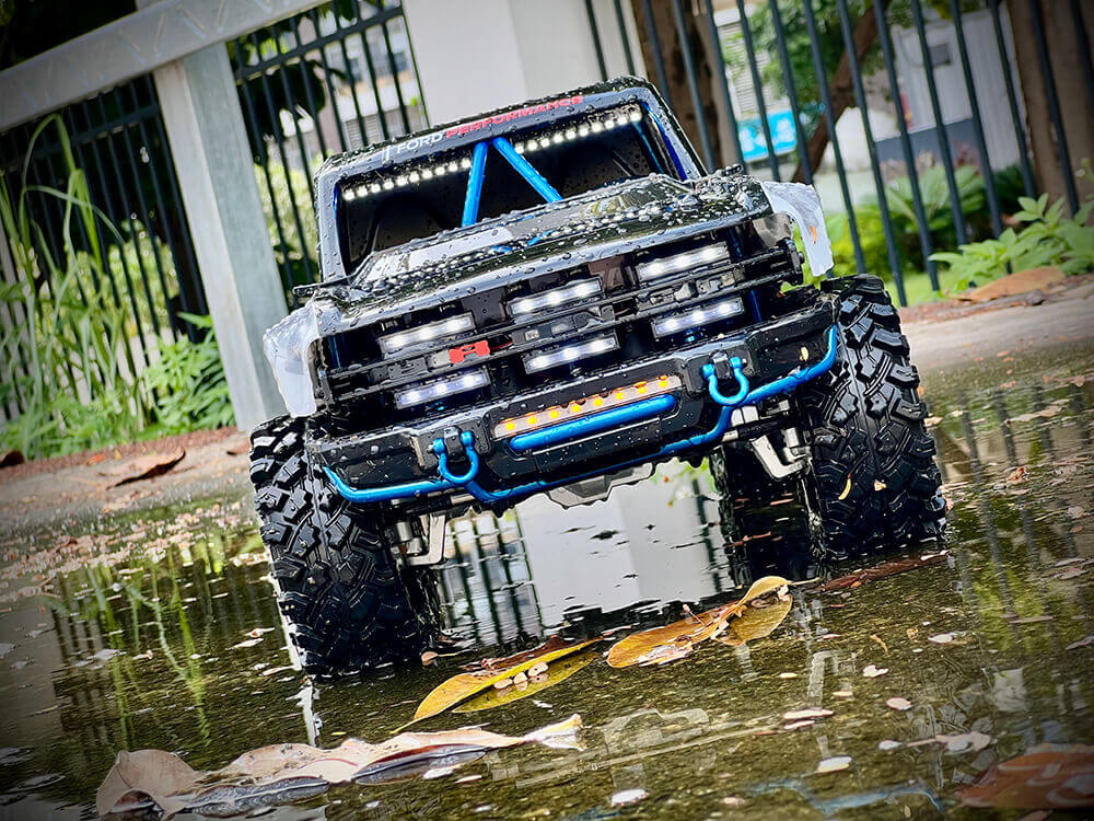 MJX Hyper Go H8P 1/8 Ford Bronco Baja 1000R Licensed RC Truck Off-Road Crawler RTR
