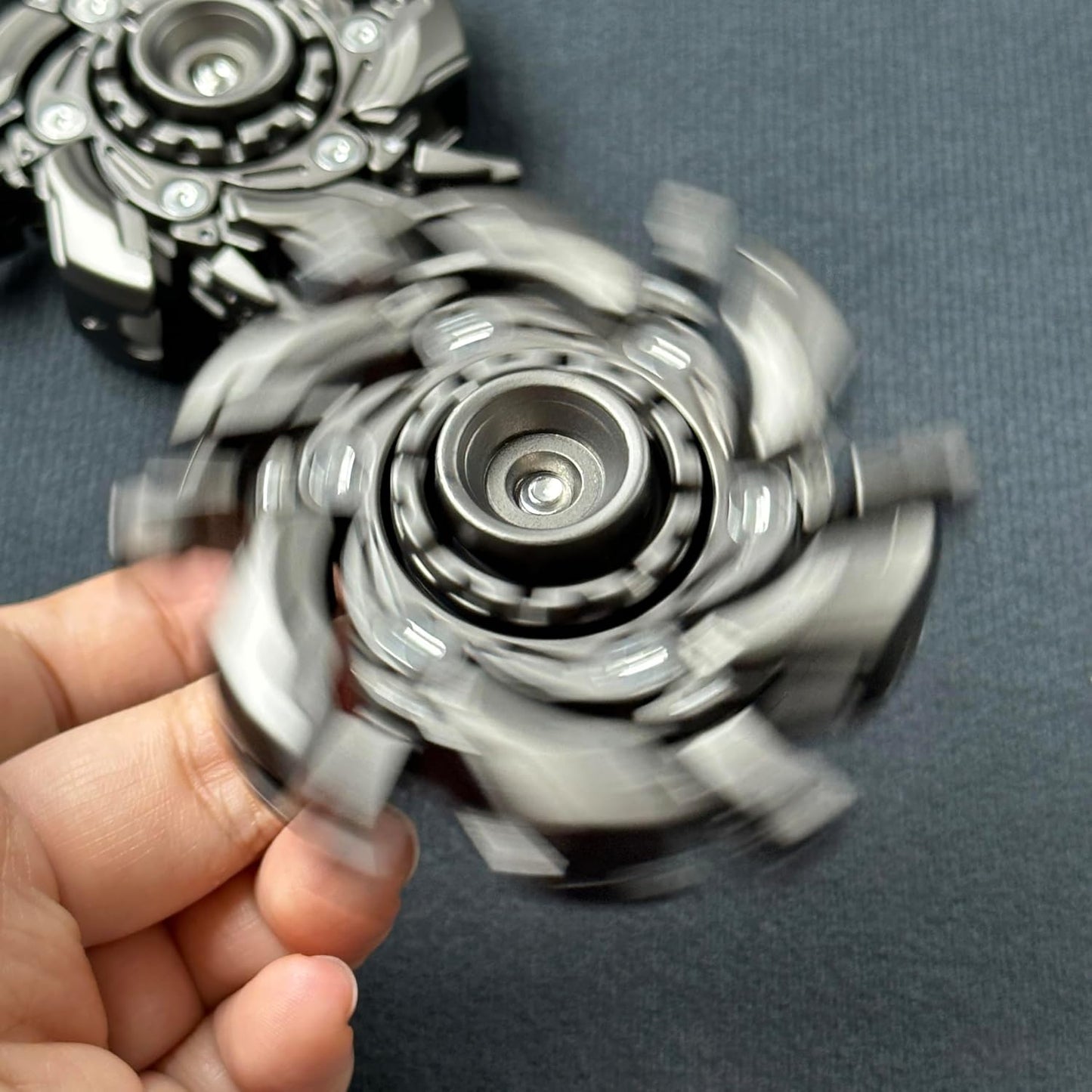 Stainless Steel Fidget Spinner – WarpFang Mecha with EDC Stress Relief Toy