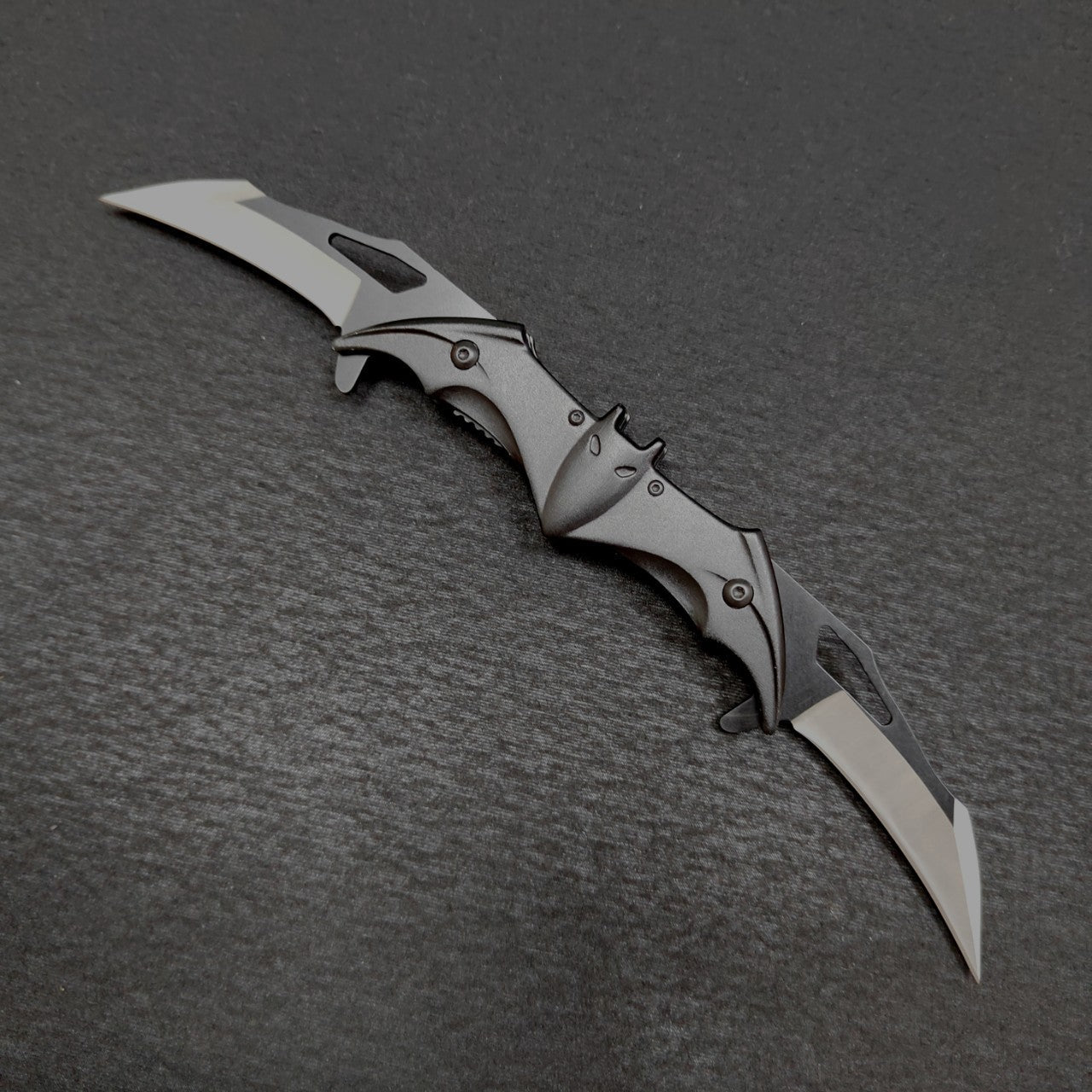 Stainless Steel Folding Knife – The Bat Double-Sided with 3Cr13 EDC