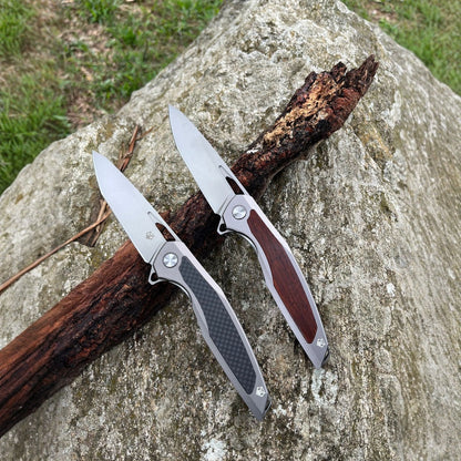 Steel Folding Knife – Razor-Edge Bear Claw D2 with Carbon Fiber & Rosewood Options